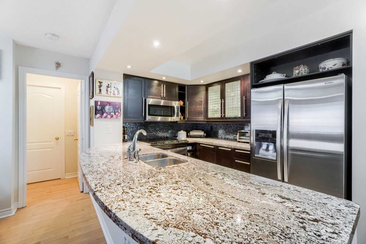 5 Rosehill Avenue #609