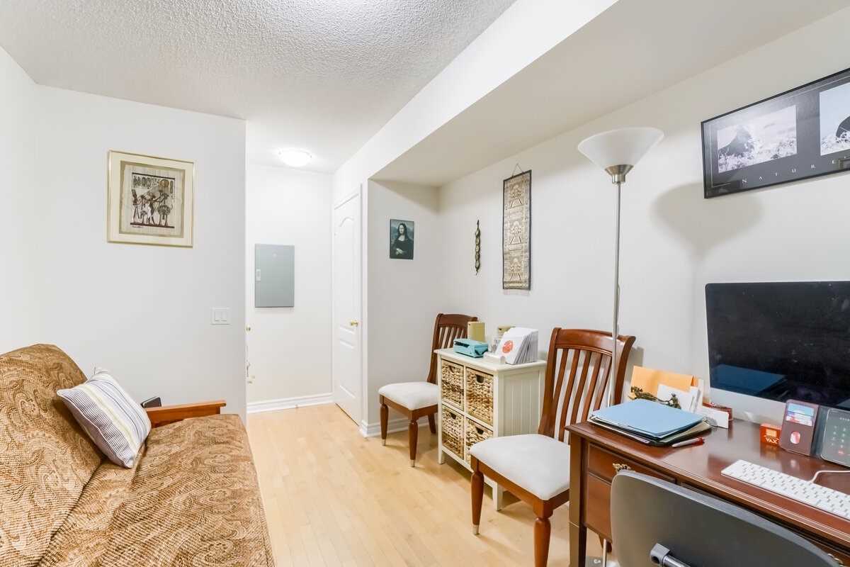 5 Rosehill Avenue #609