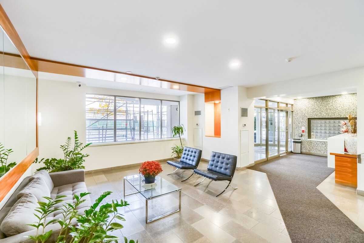 5 Rosehill Avenue #609