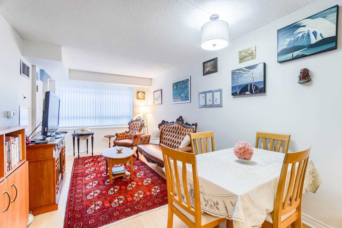 5 Rosehill Avenue #609