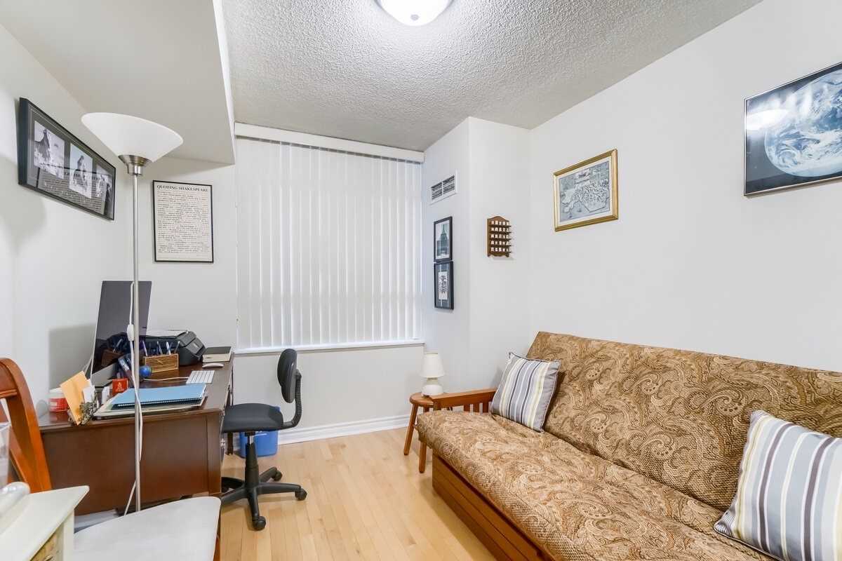 5 Rosehill Avenue #609