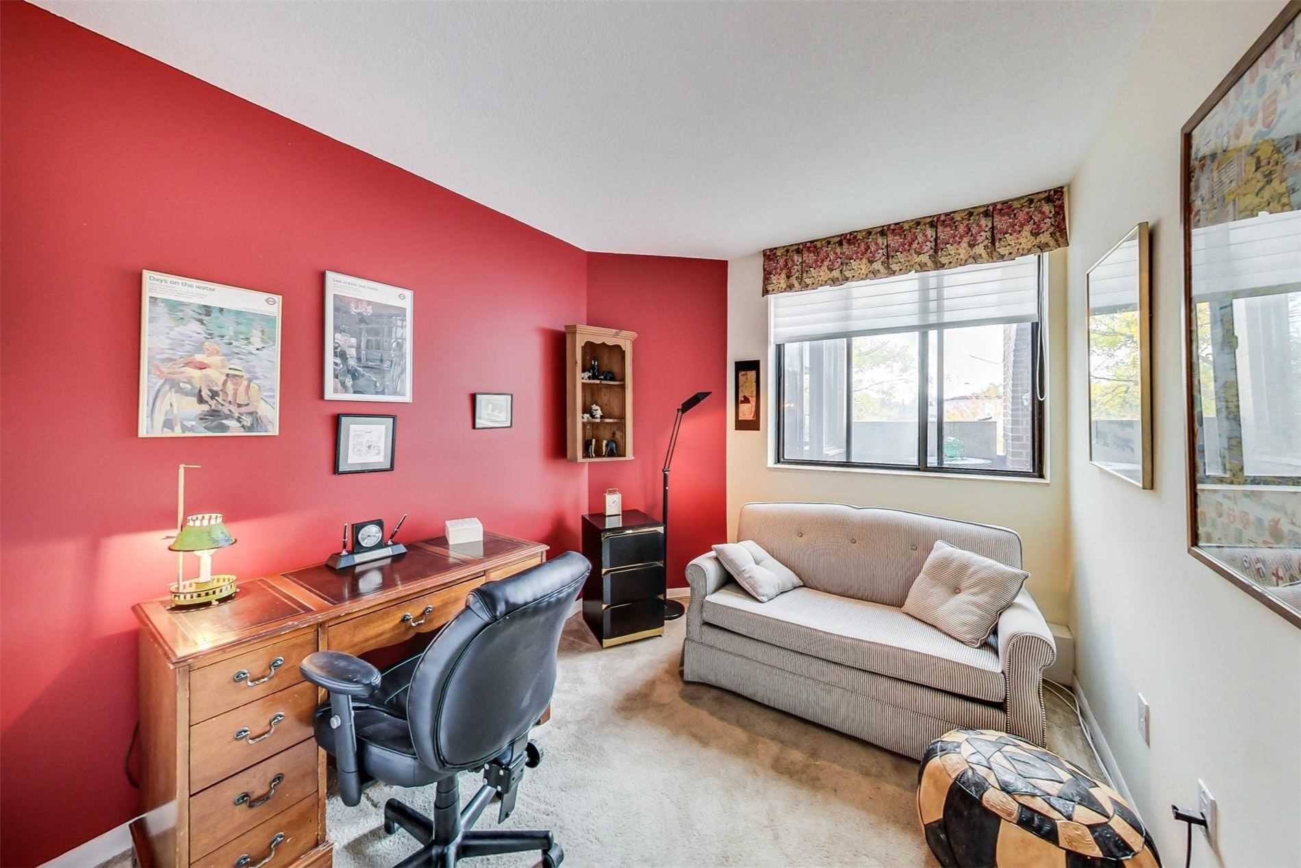 40 Sylvan Valleyway, #518