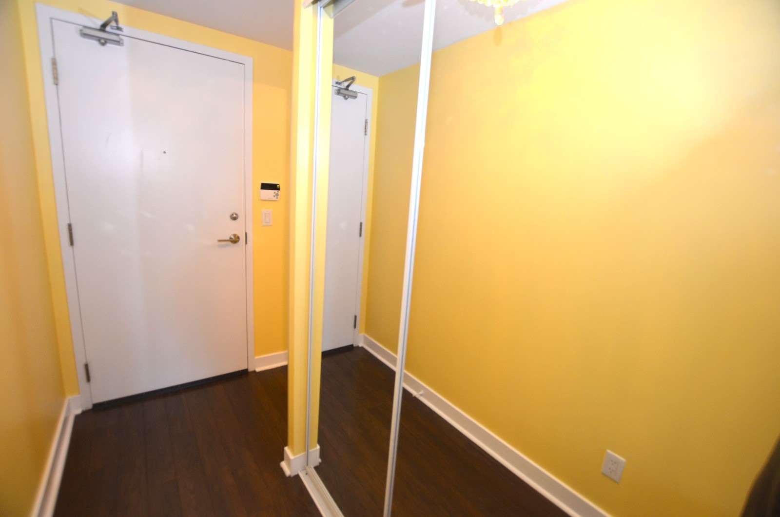 120 Dallimore Circ, #817