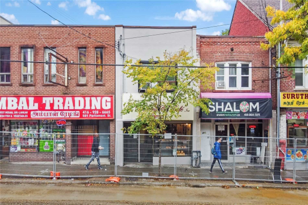 589 Parliament St, Toronto