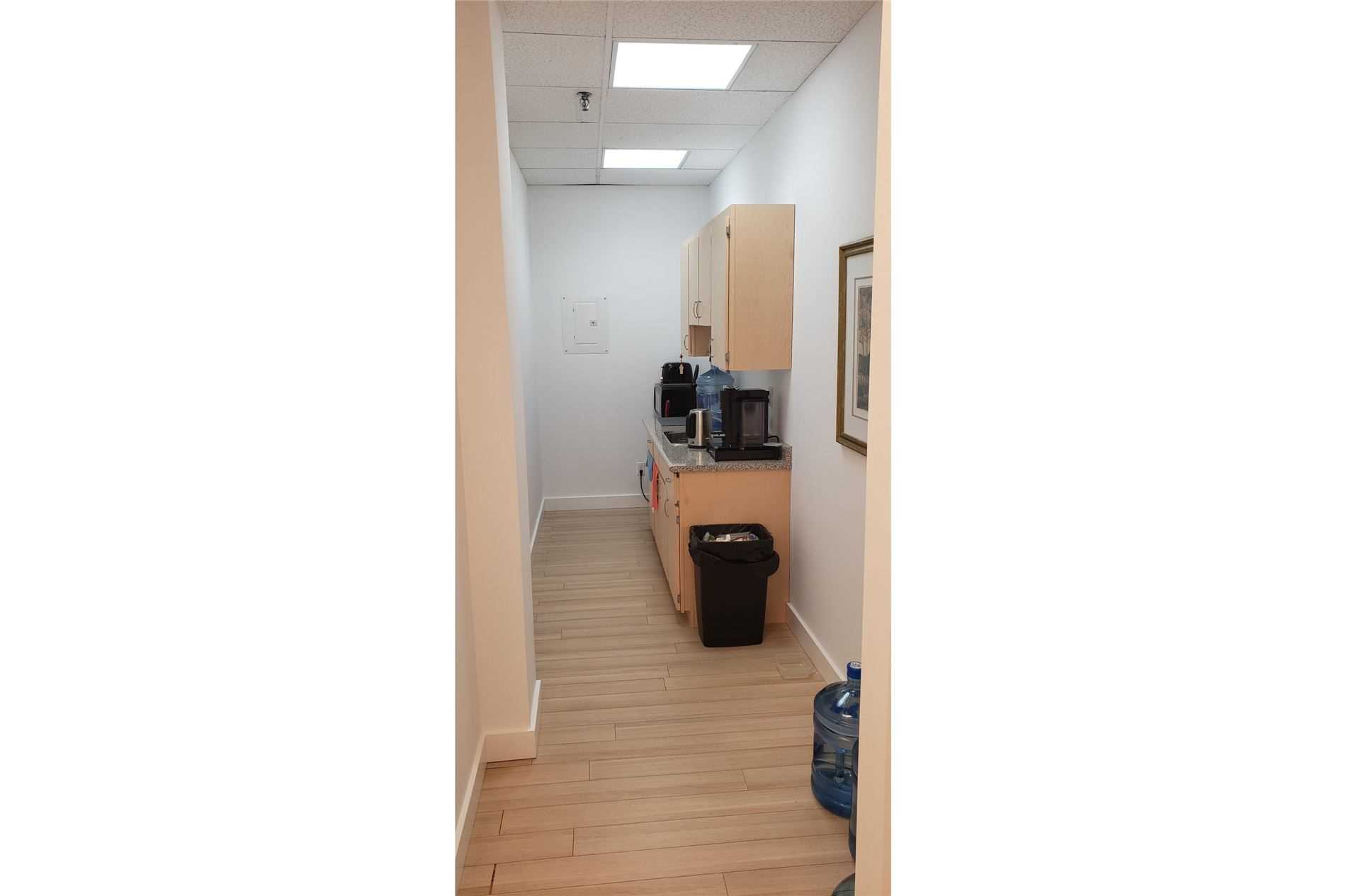 Listing C5802505 - Large Photo # 7