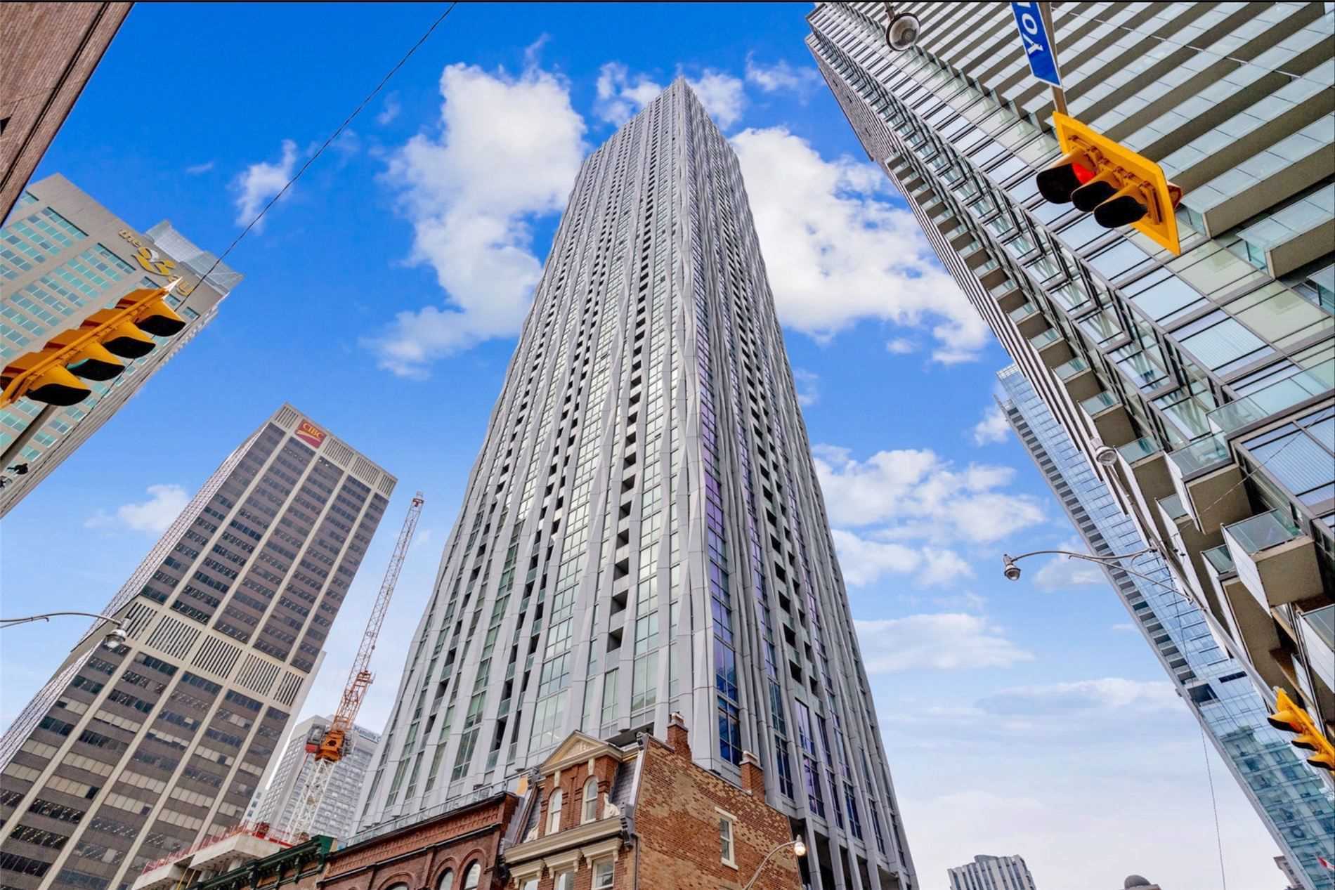 1 Yorkville Ave, #4803