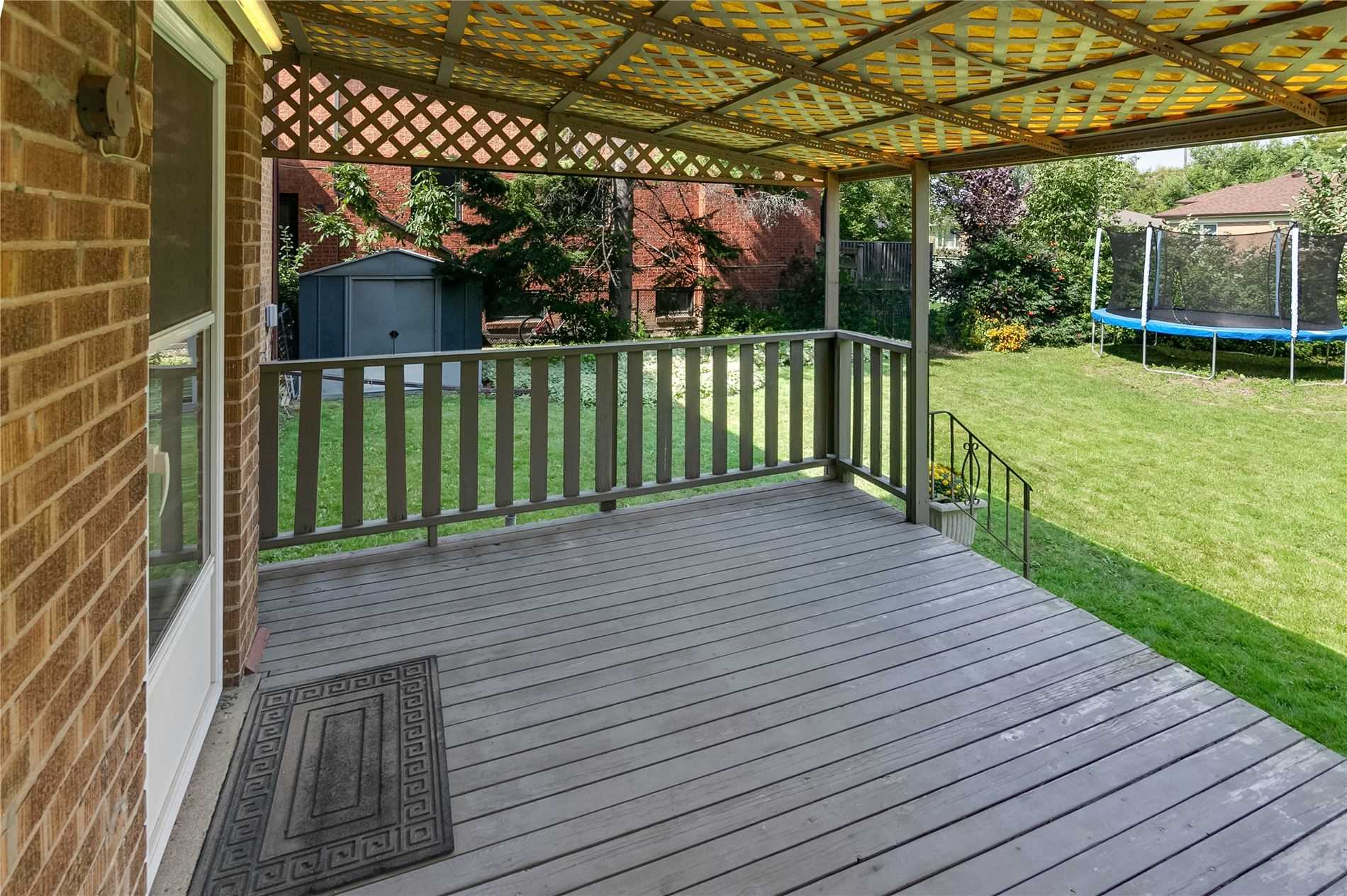 104 Laurelcrest Ave