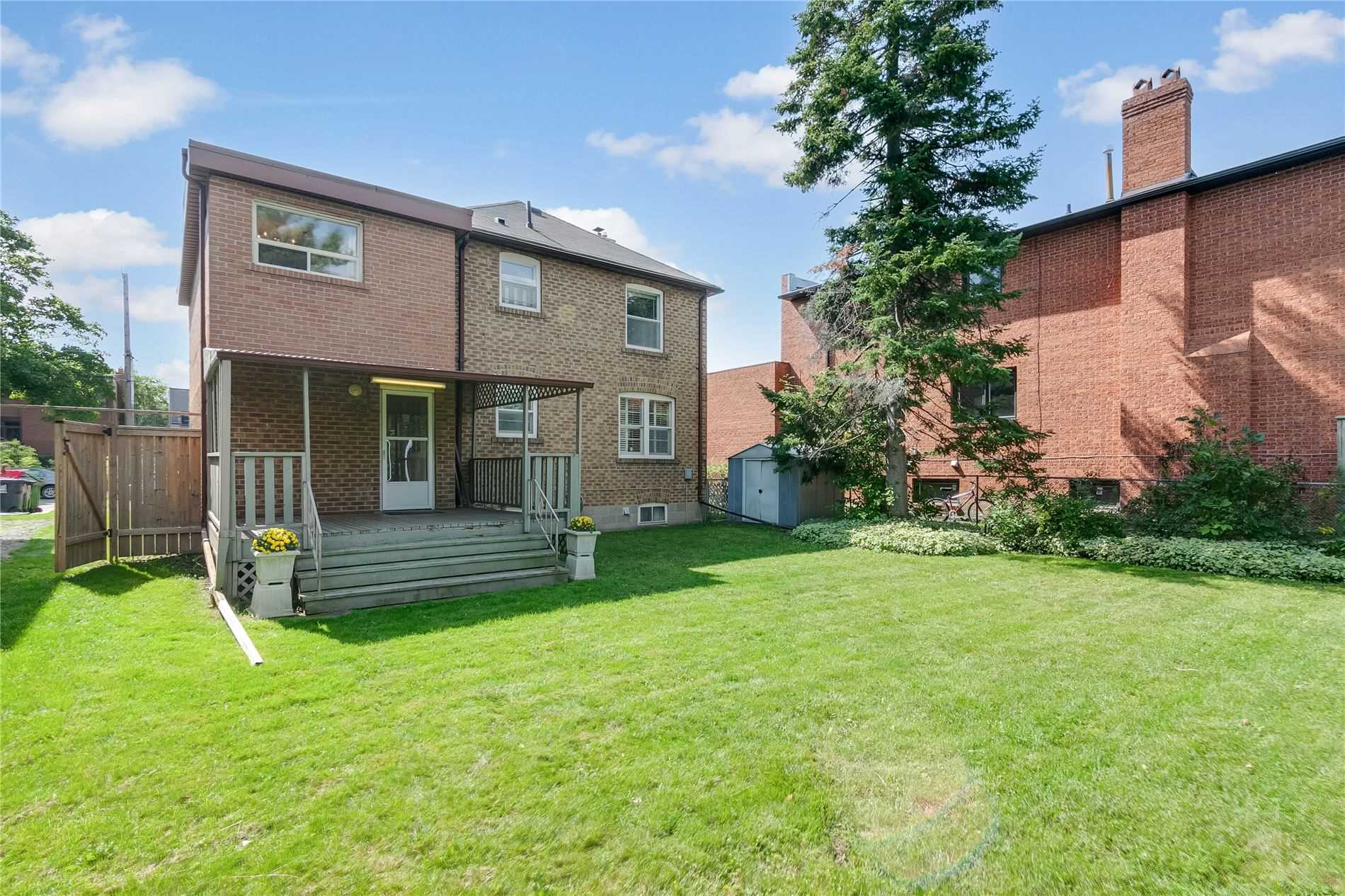 104 Laurelcrest Ave