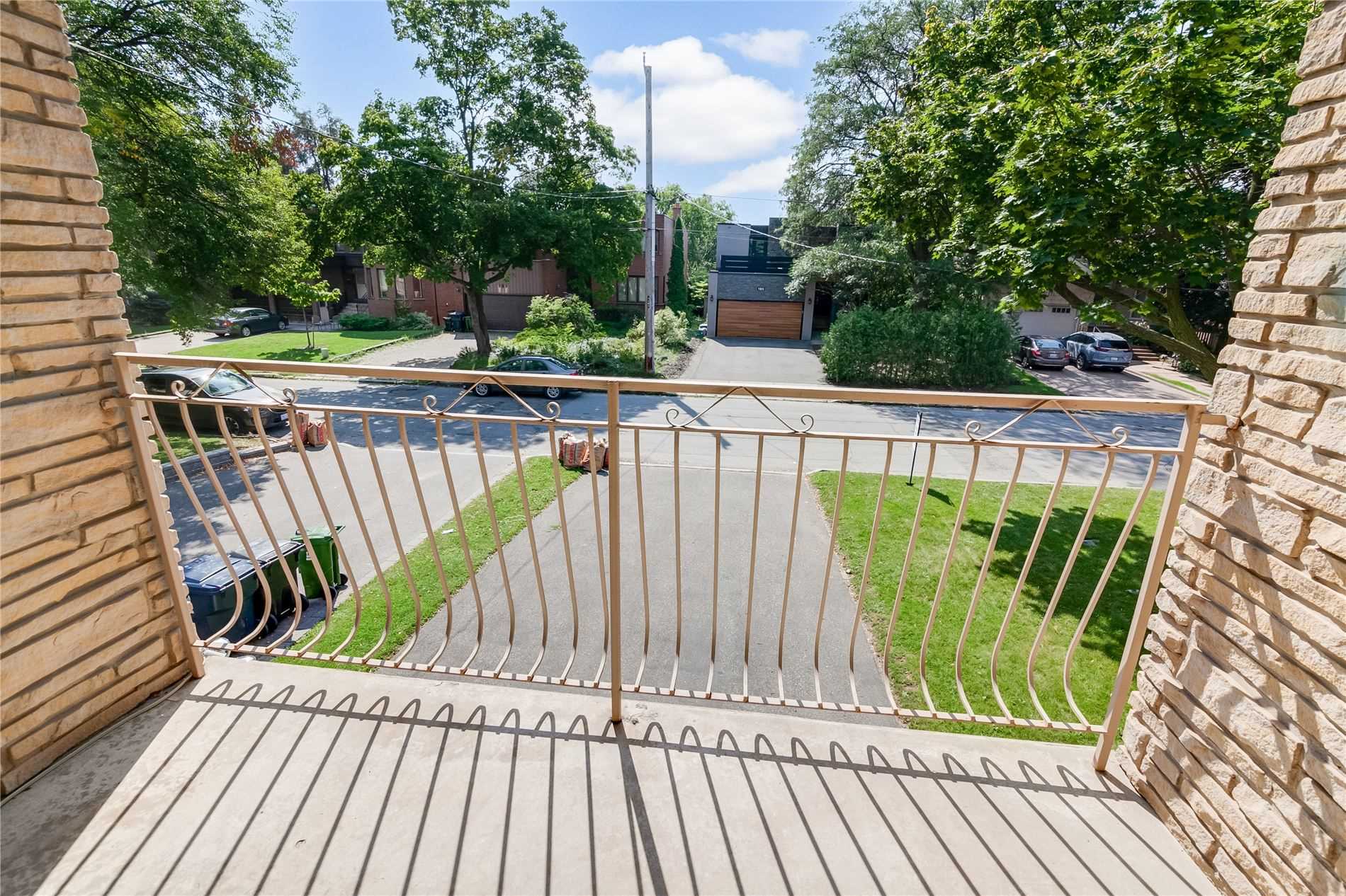 104 Laurelcrest Ave
