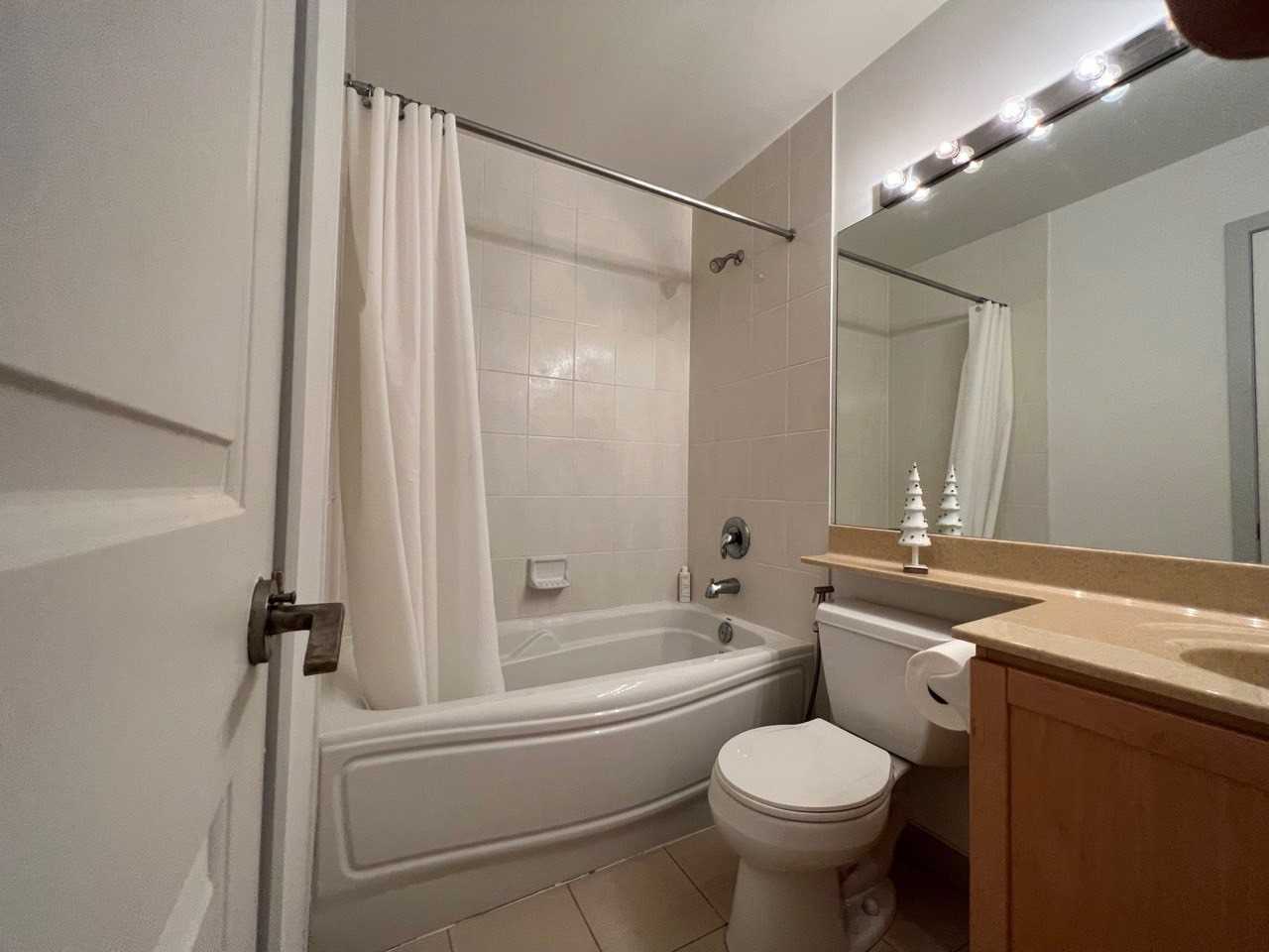 4968 Yonge St, #Ph203