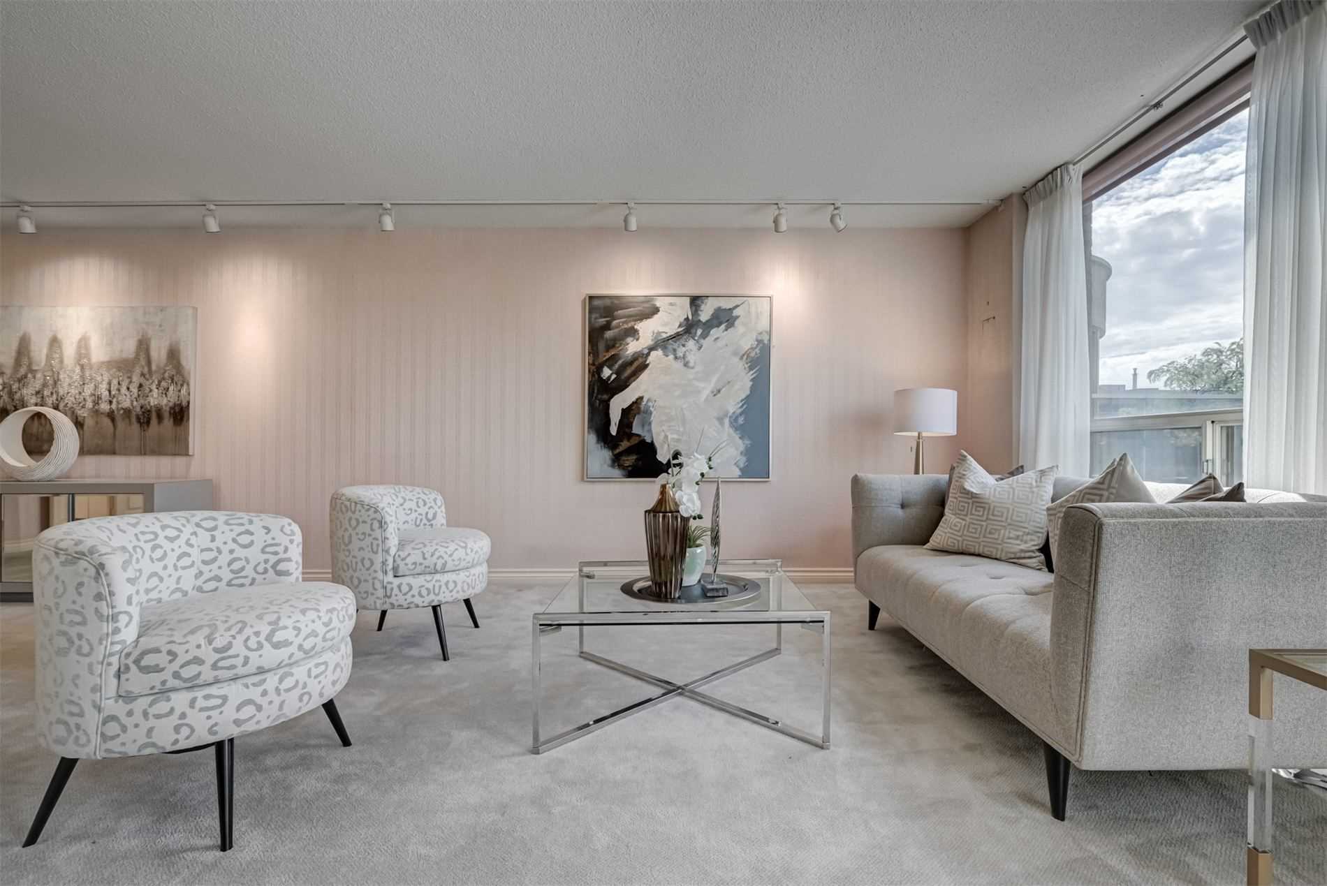 1177 Yonge St, #311