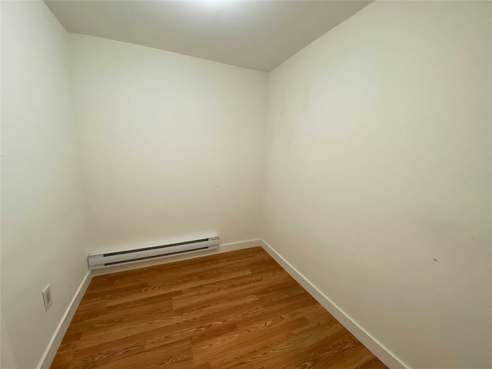 Listing C5810668 - Large Photo # 29