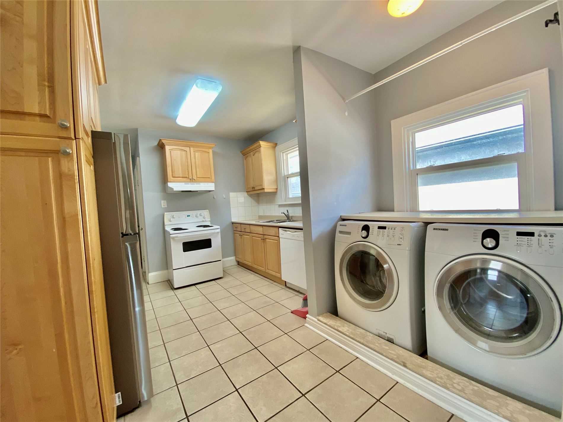 Listing C5810668 - Large Photo # 12