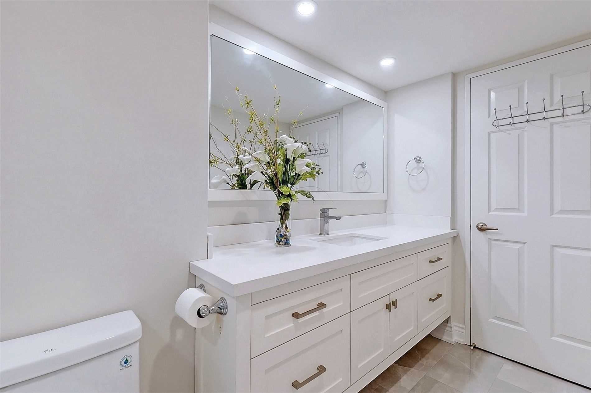 5444 Yonge St, #1404