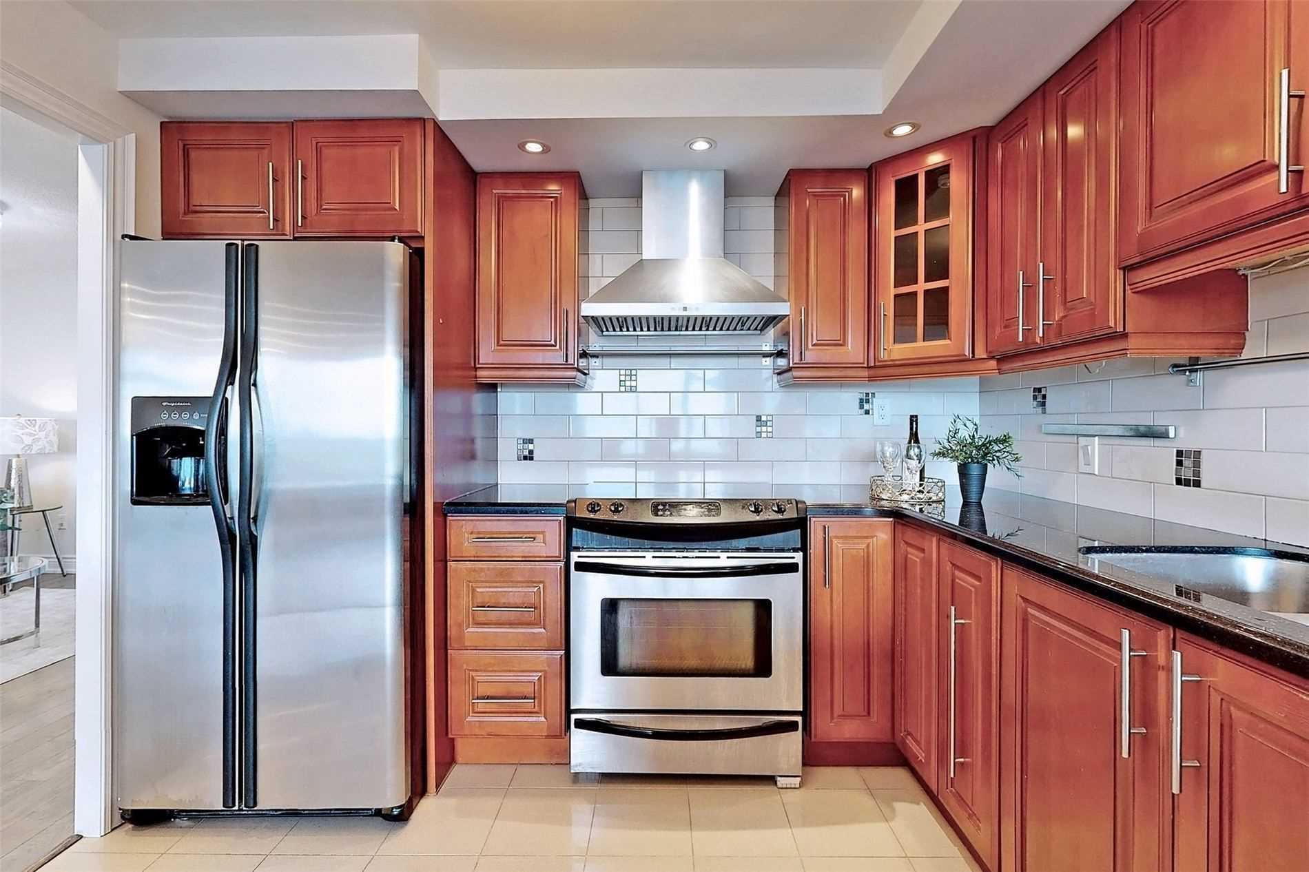 5444 Yonge St, #1404