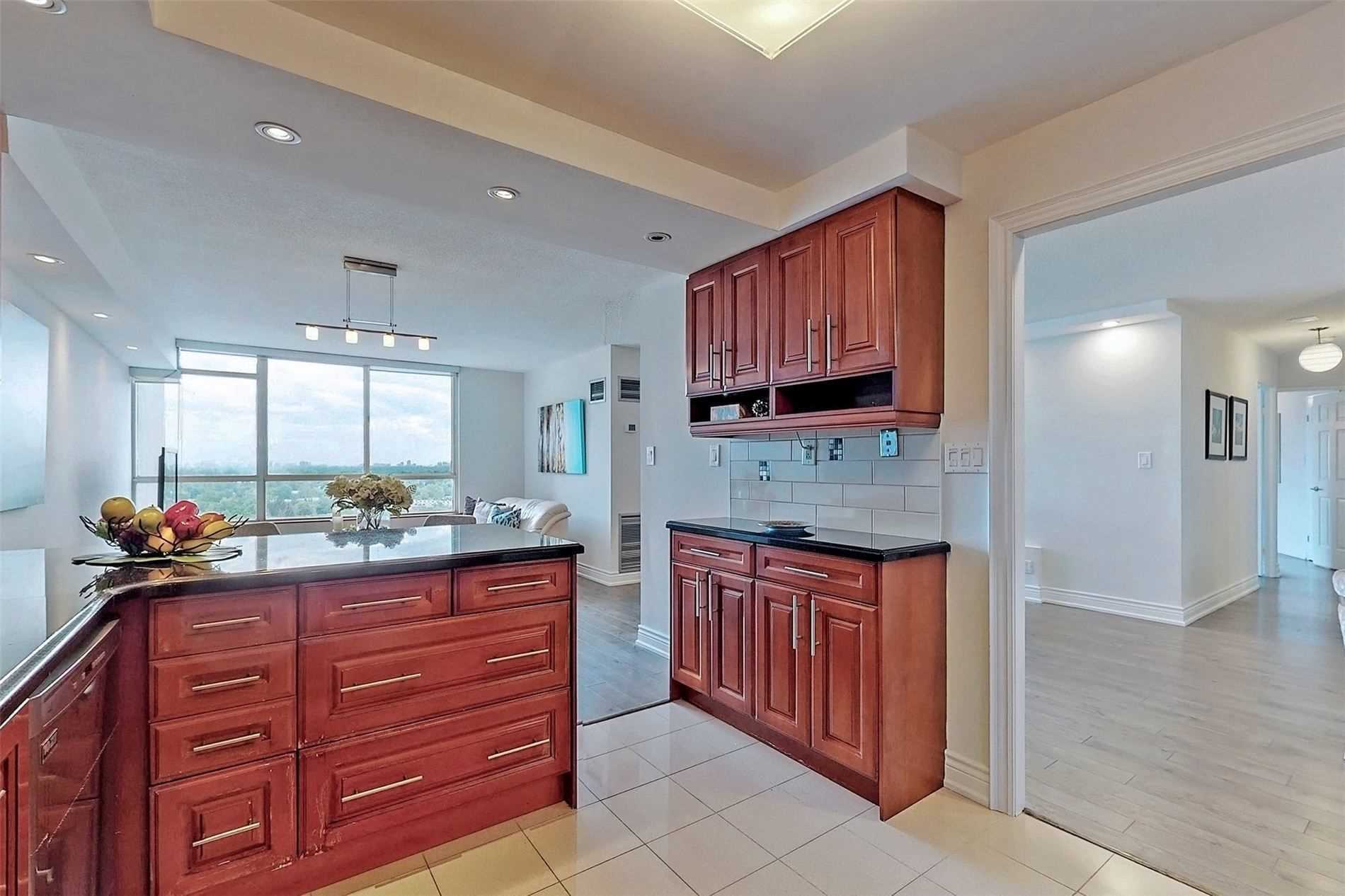 5444 Yonge St, #1404