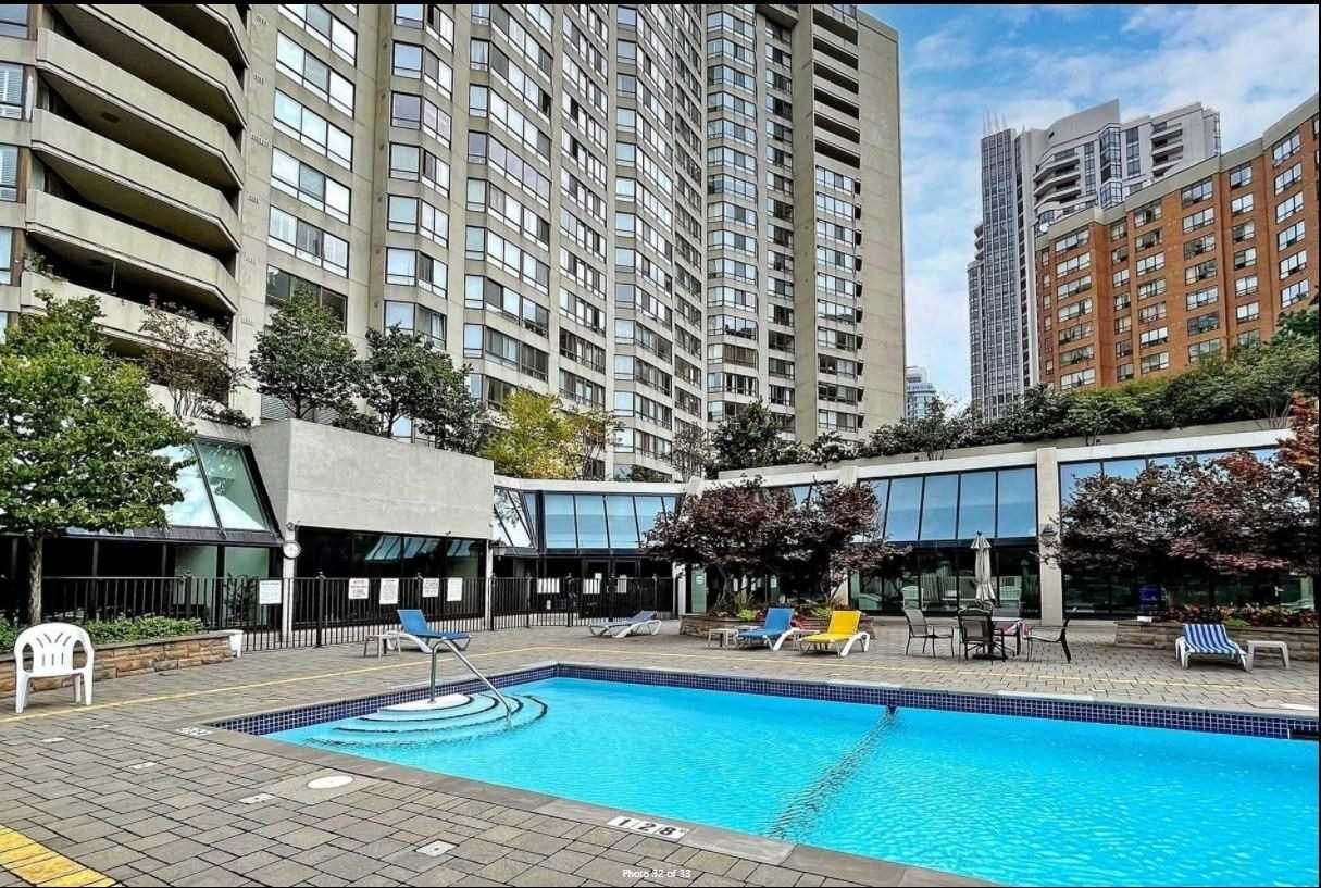 5444 Yonge St, #1404