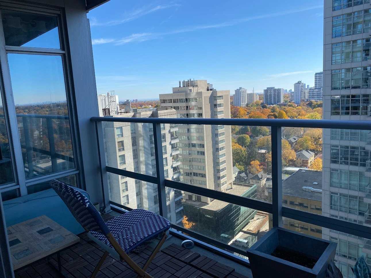 2191 Yonge St, #2005