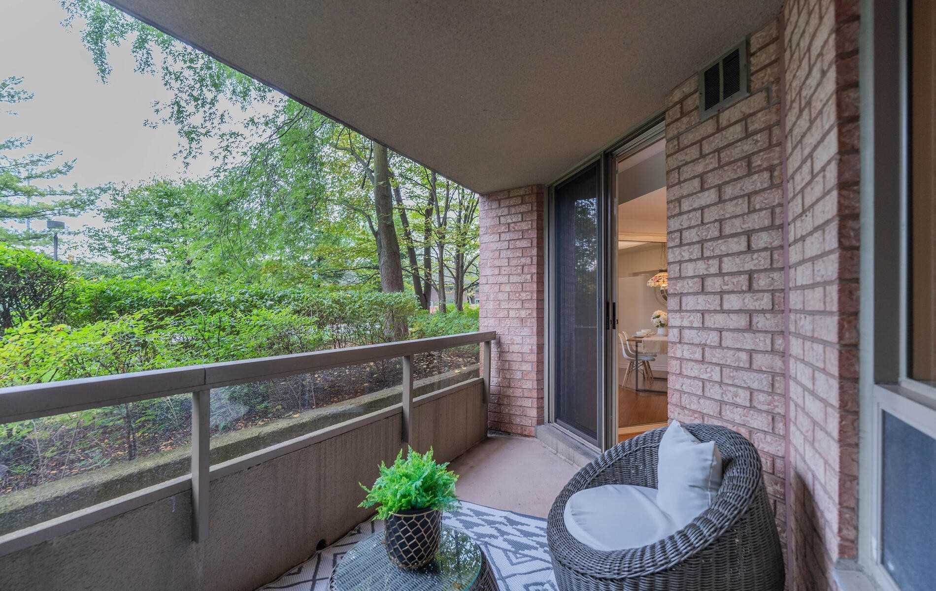 1210 Don Mills Rd, #105