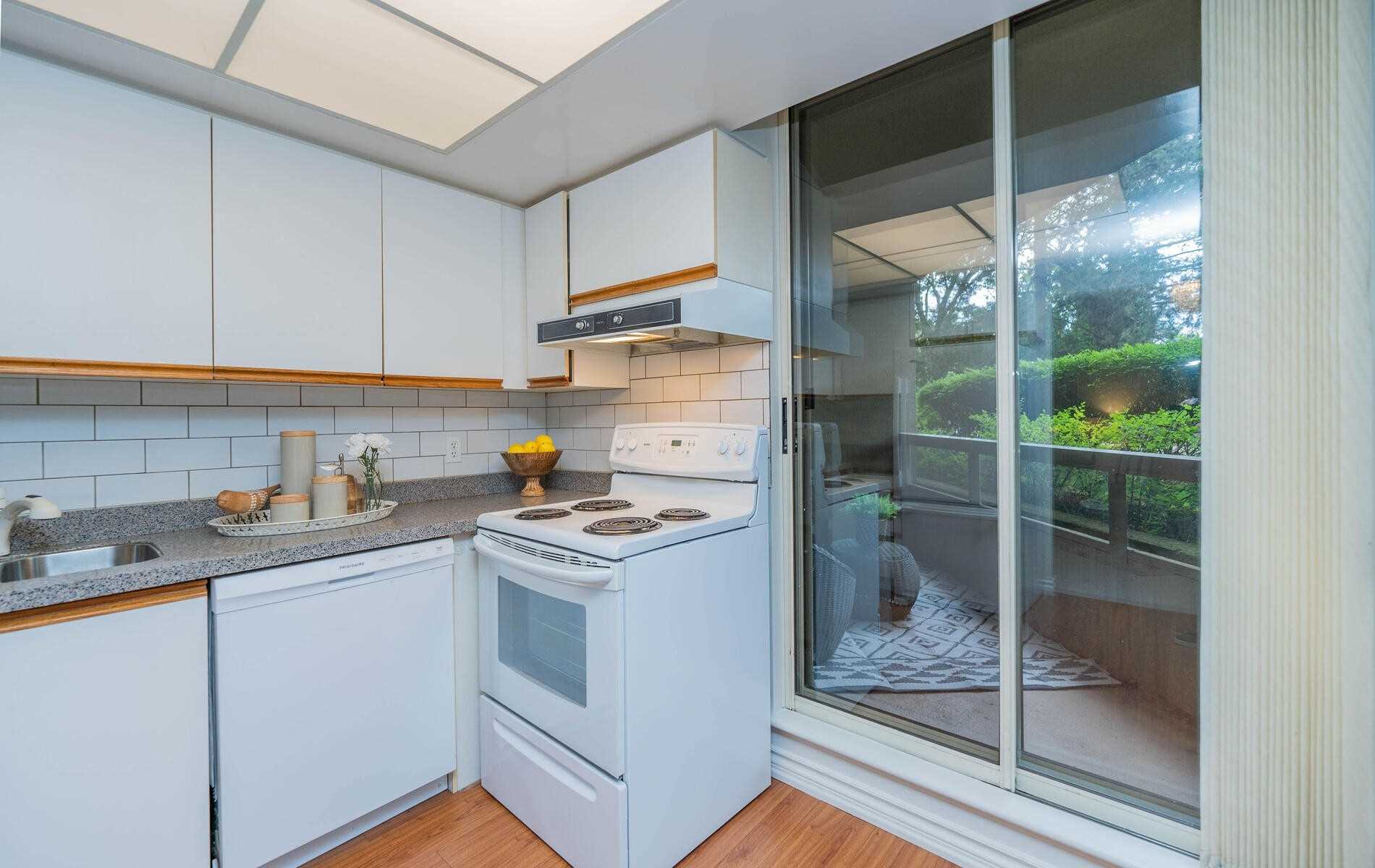 1210 Don Mills Rd, #105