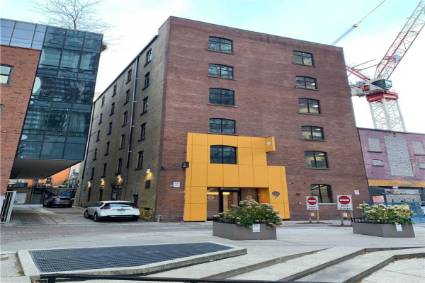 9 St. Nicholas St, Toronto