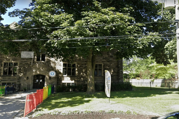100 Old Orchard Grve, Toronto