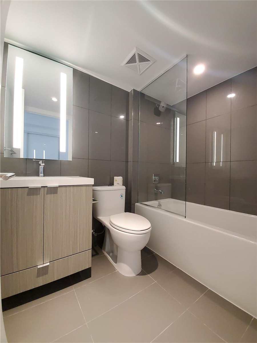 585 Bloor Street E #1622