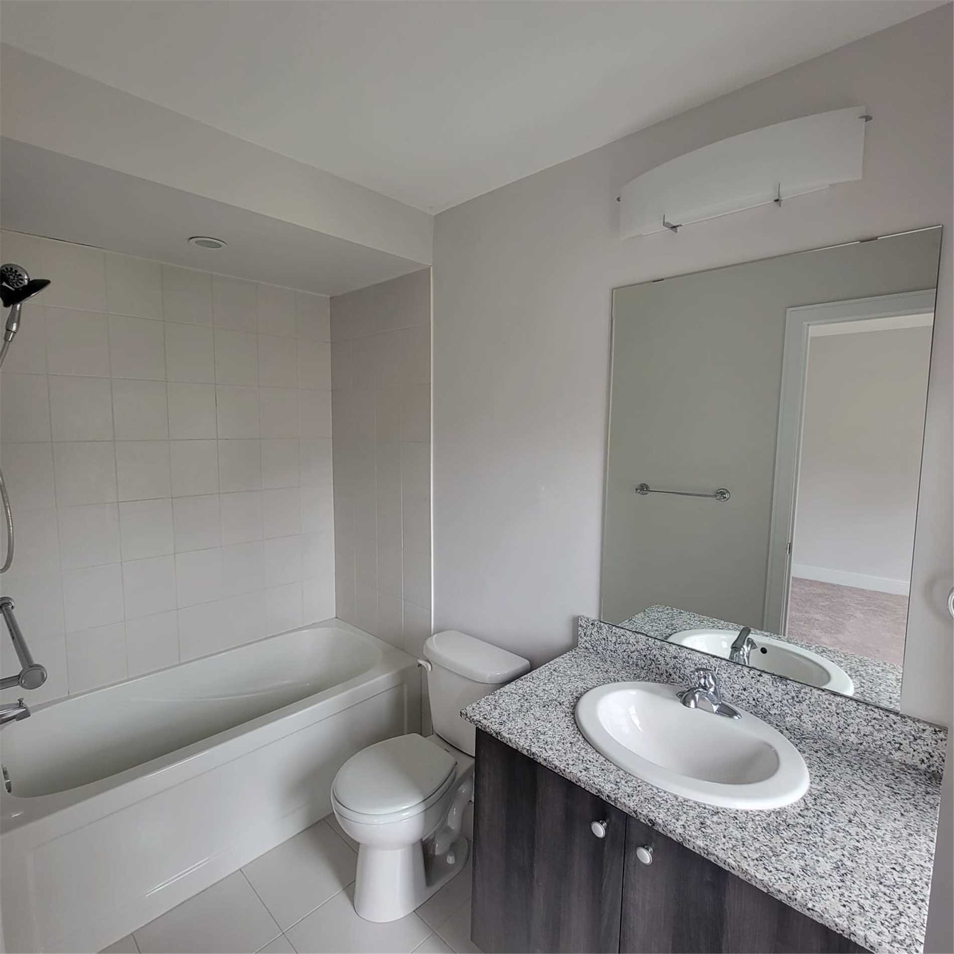 39 Queens Quay E, #1101