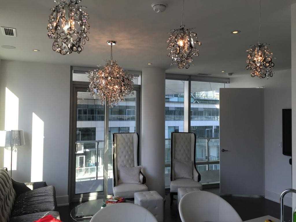 39 Queens Quay E, #1101