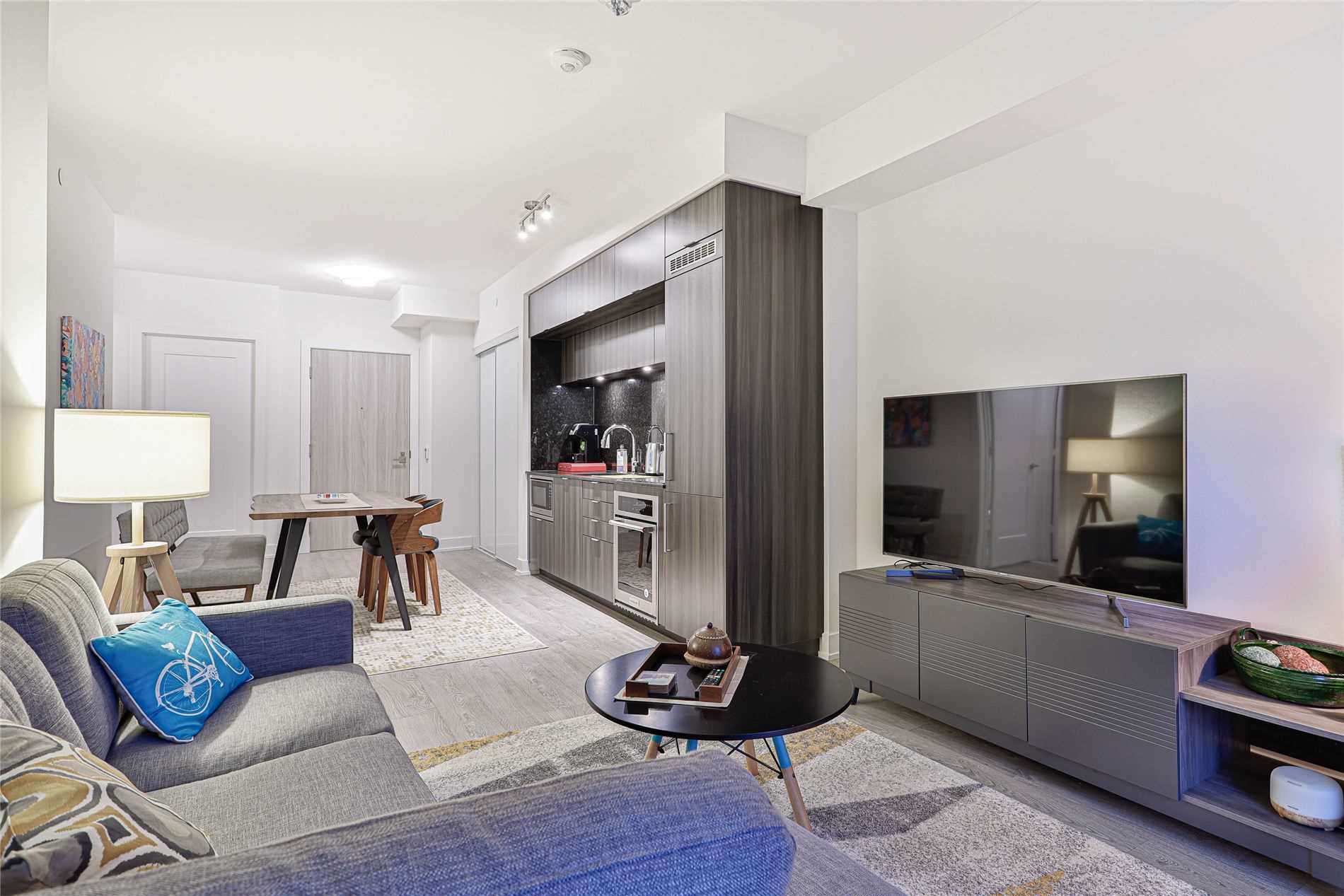 80 Vanauley St, #212