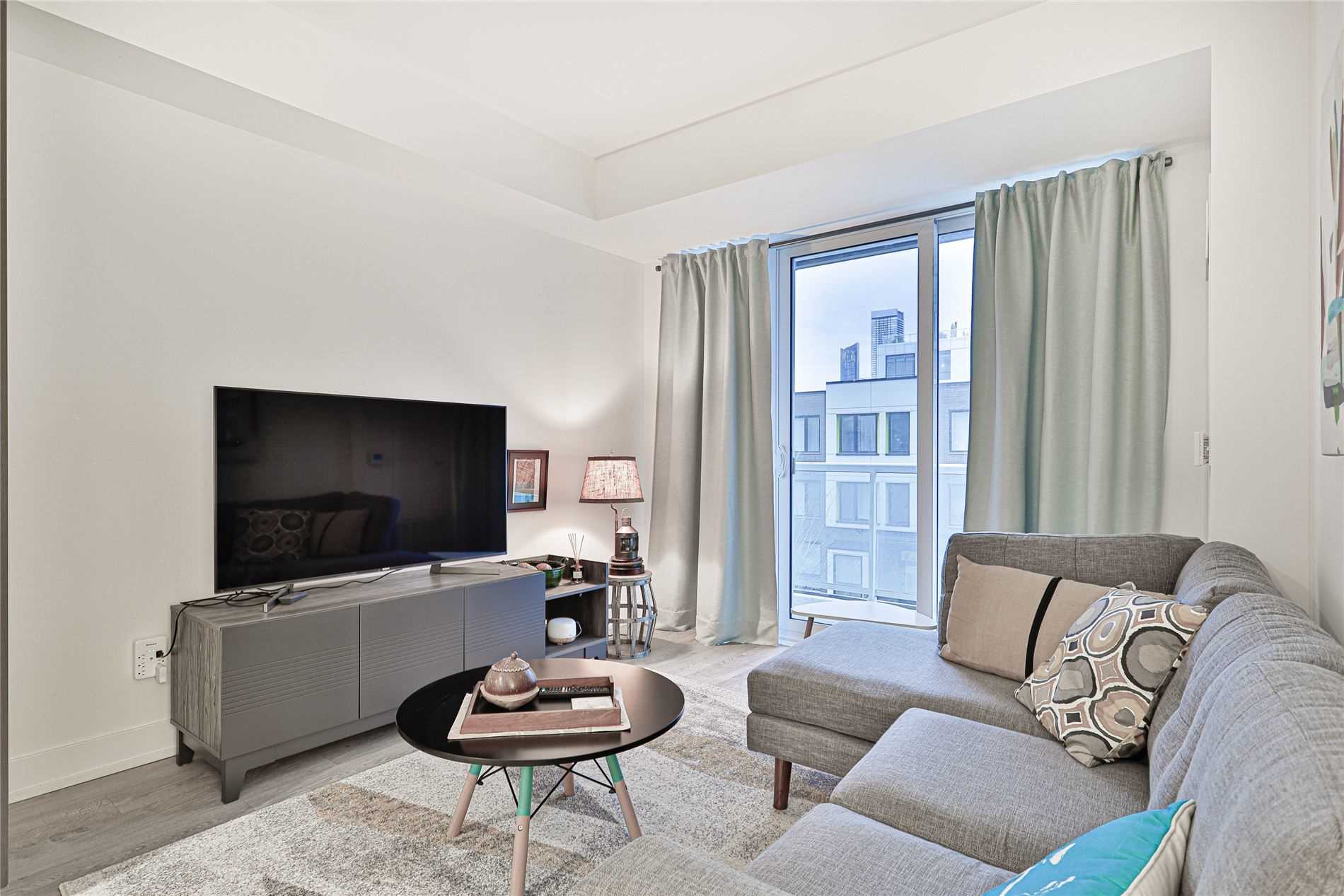 80 Vanauley St, #212