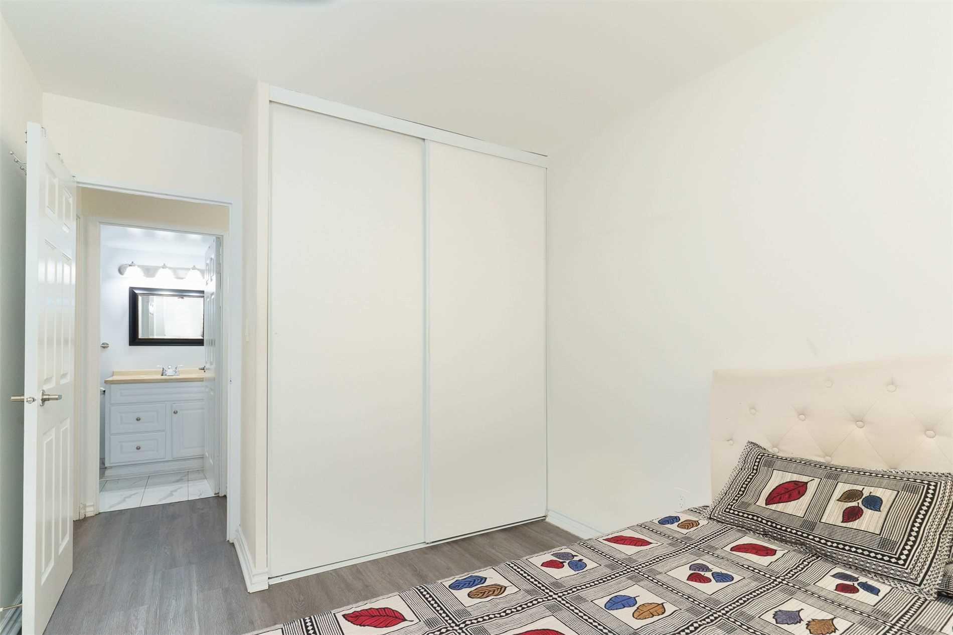 5 Vicora Linkway Way, #512