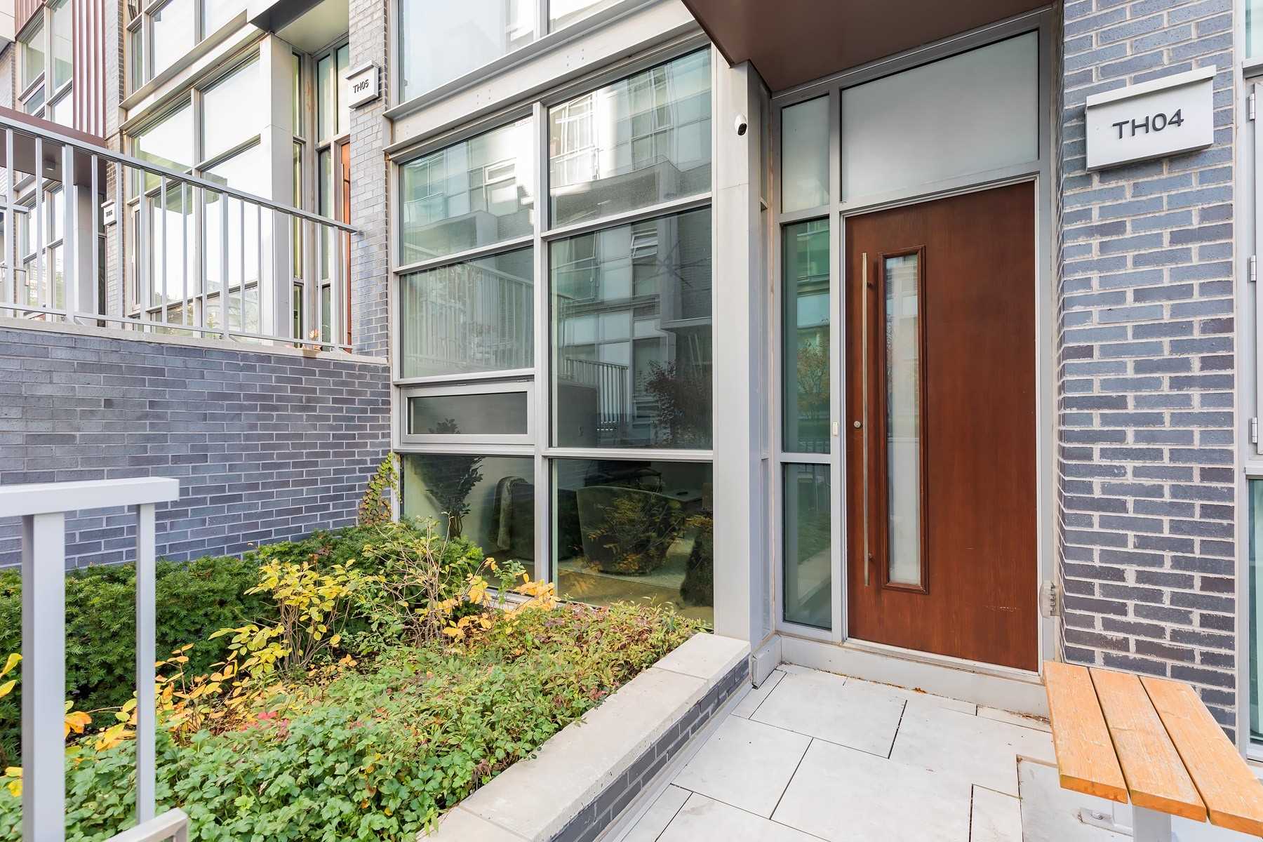 101 Erskine Ave, #Th04