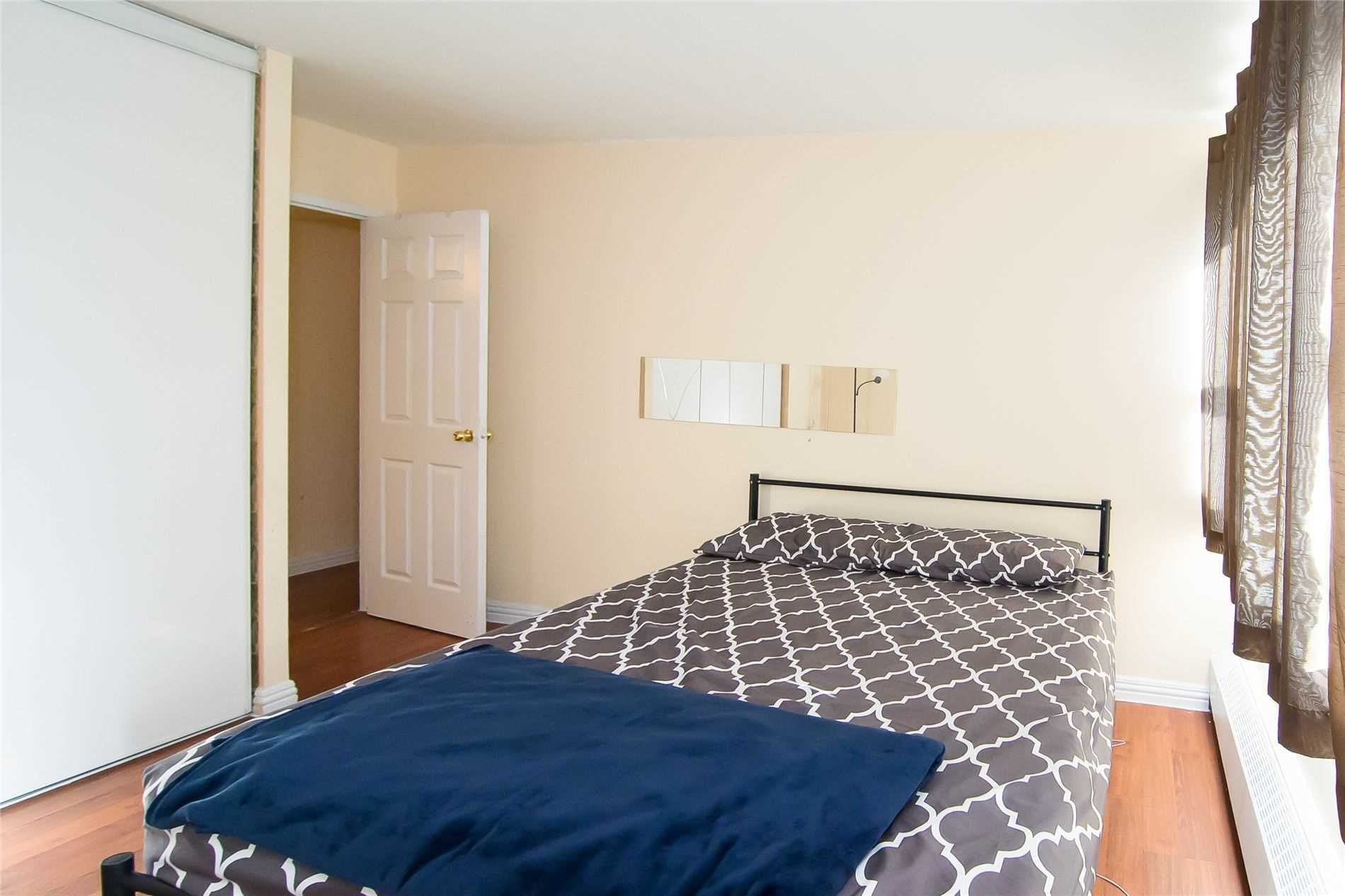 Listing C5820983 - Large Photo # 24
