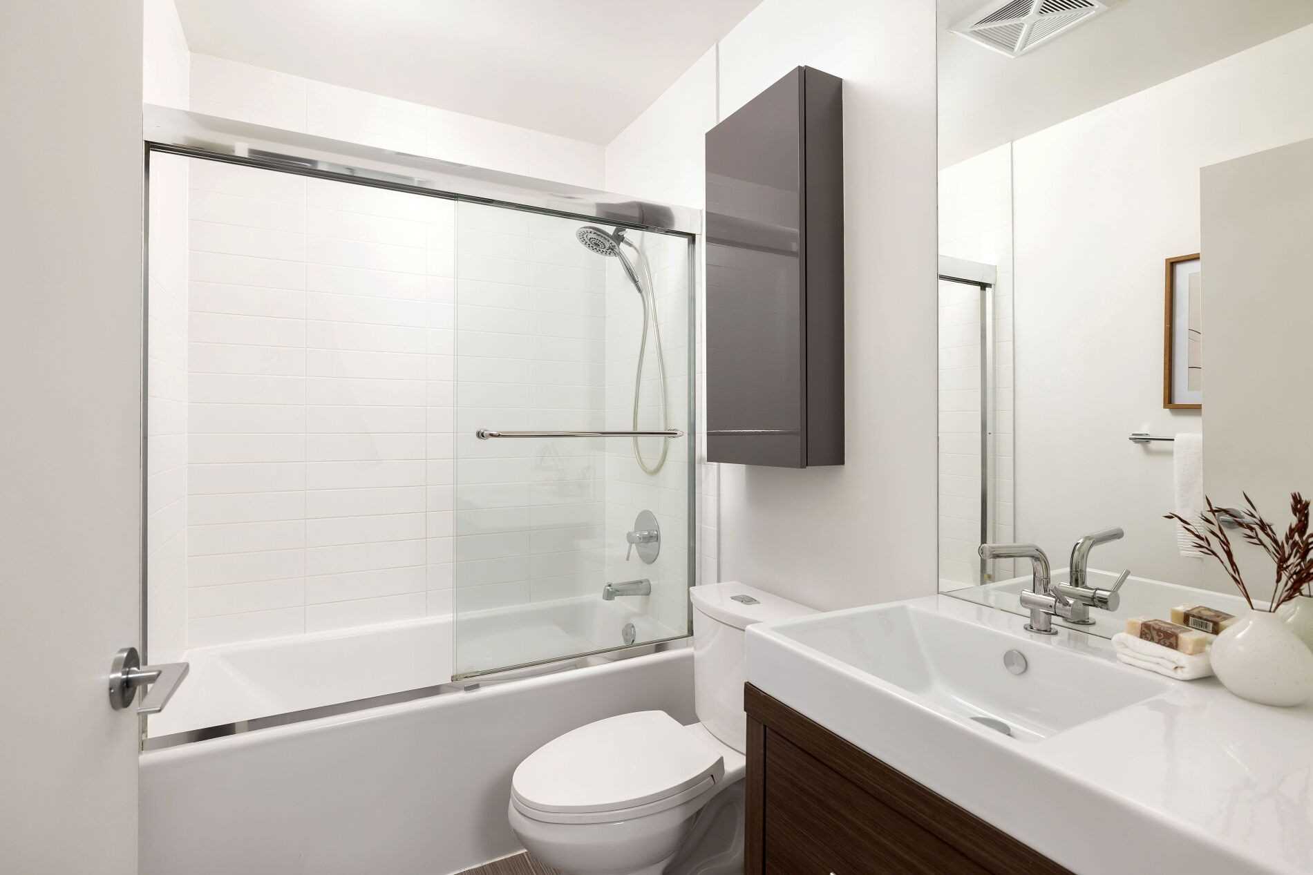 70 Forest Manor Road #1607