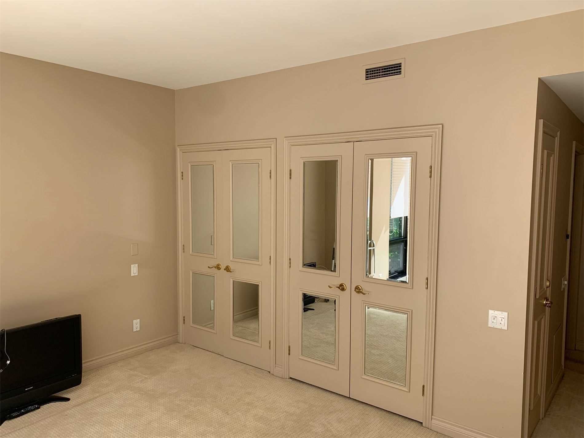 342 Spadina Road #301