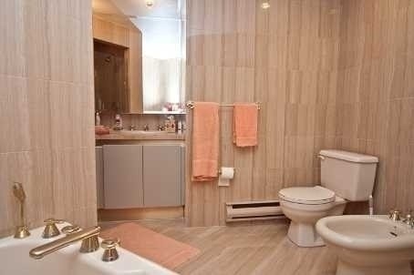 342 Spadina Road #301