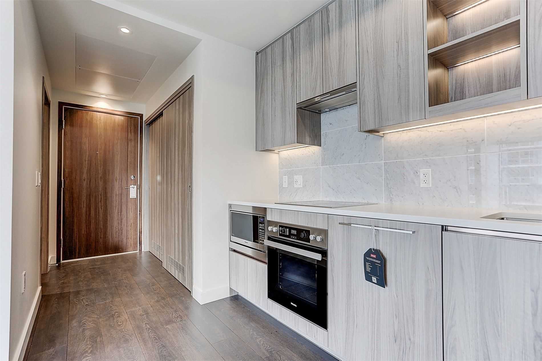 85 Mcmahon Dr, #2509