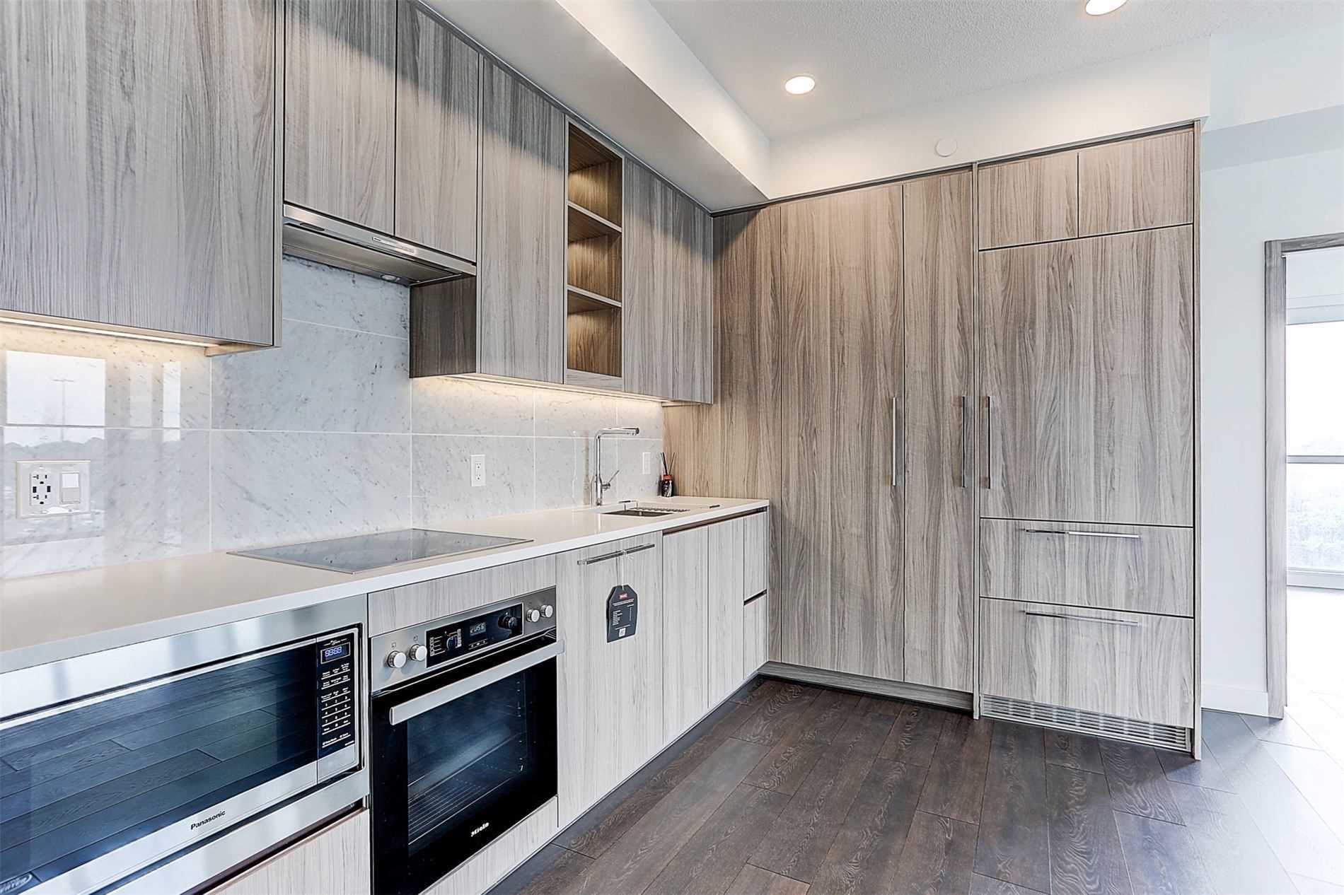 85 Mcmahon Dr, #2509