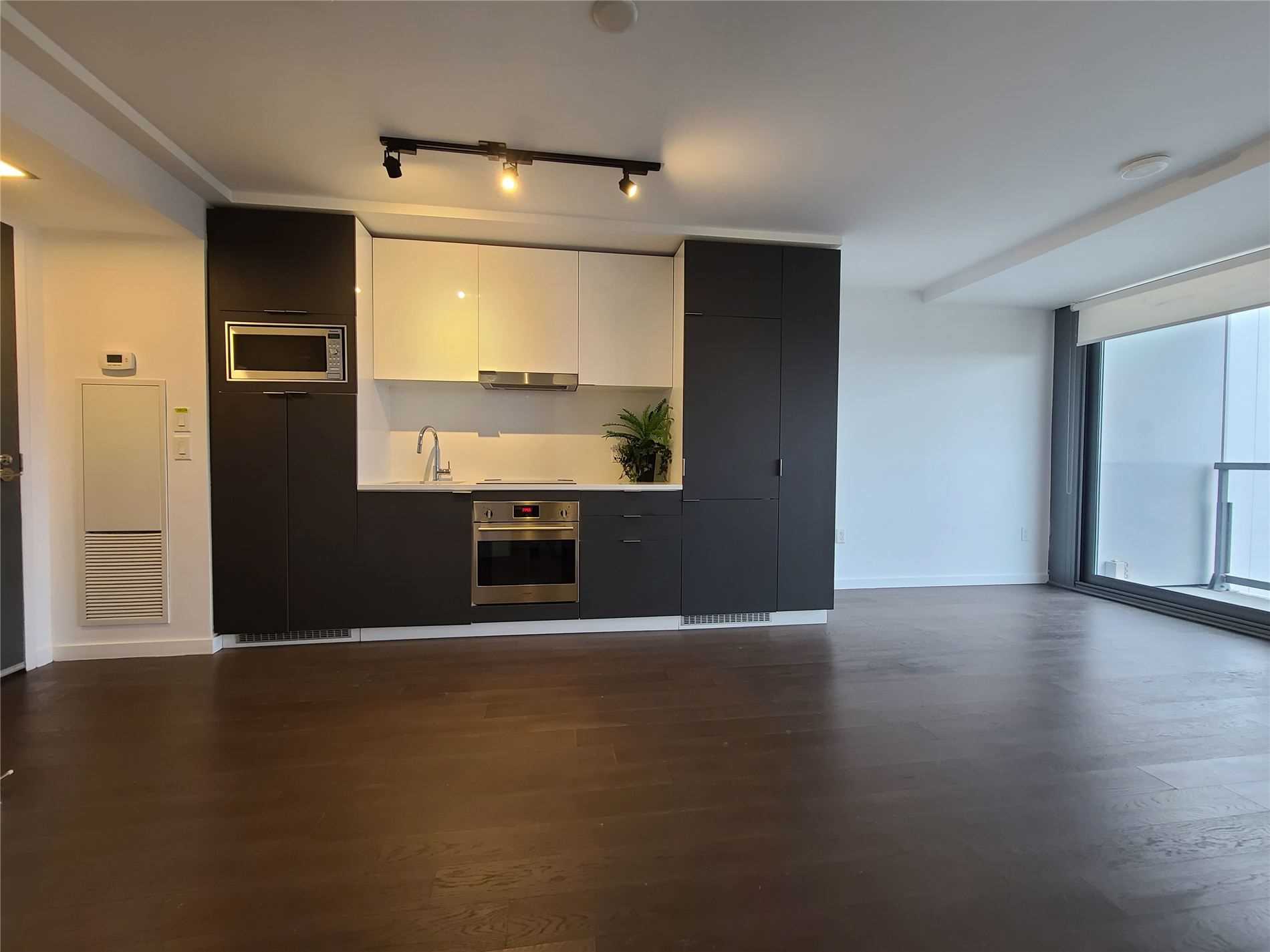 170 Bayview Avenue #715