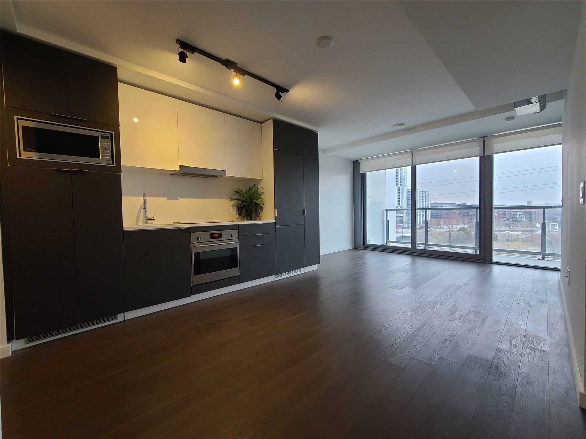 170 Bayview Avenue #715