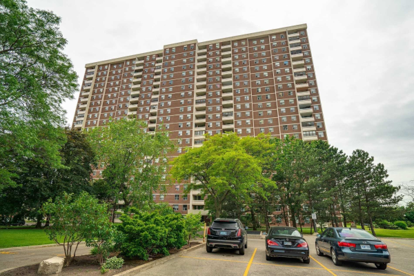 205 Hilda Ave, Toronto