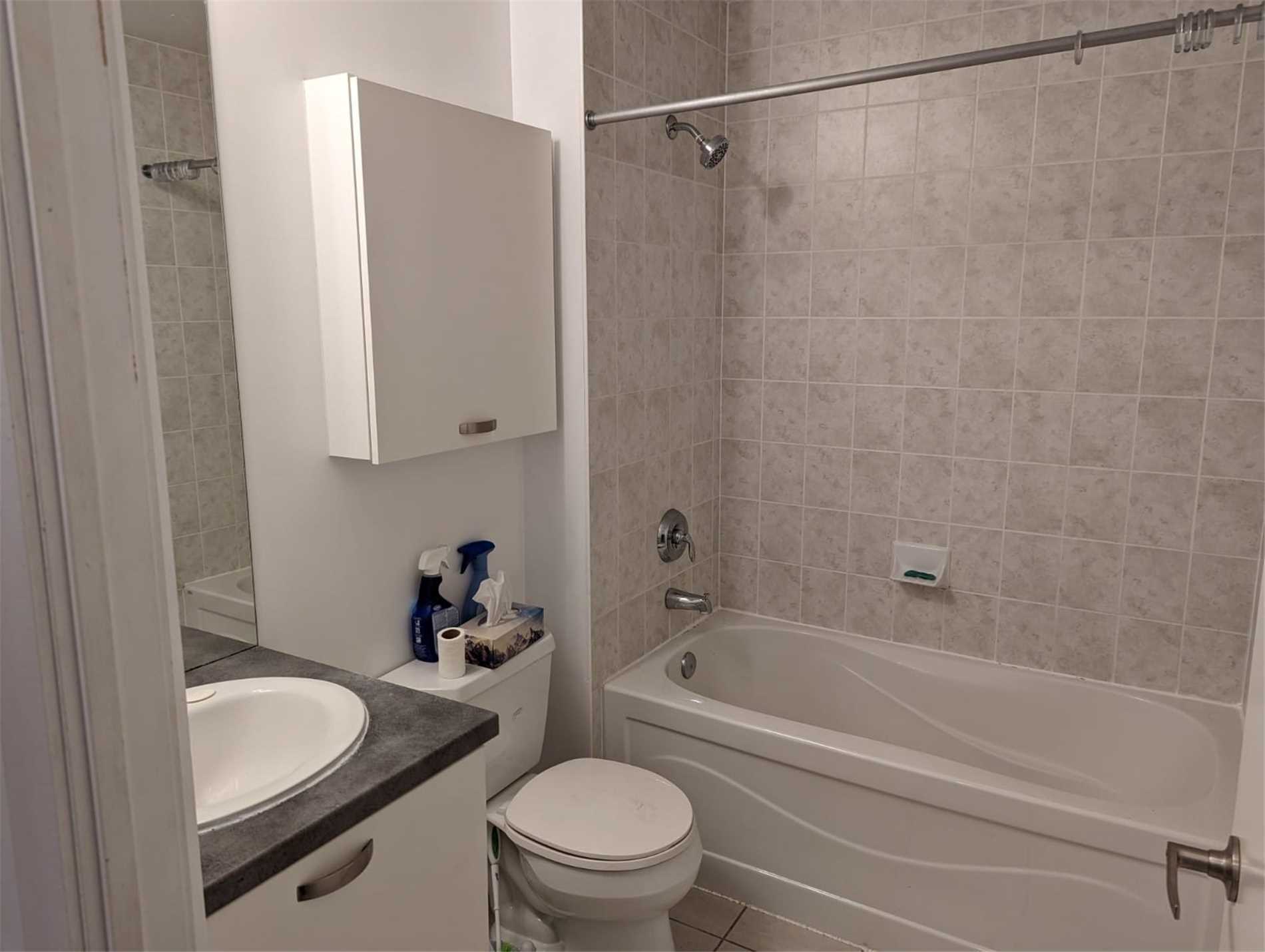 38 Grenville Street #3305