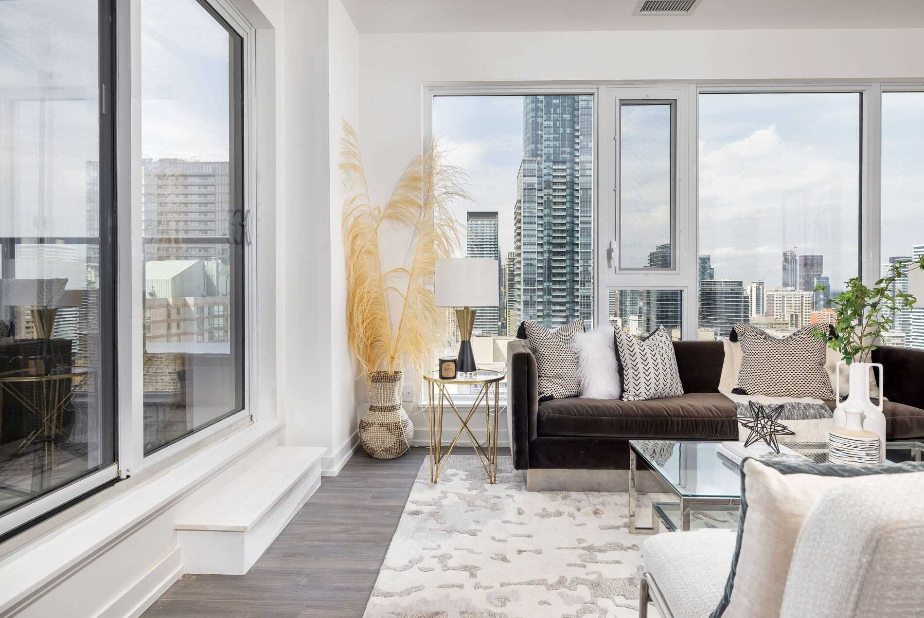20 Edward St, #Ph4