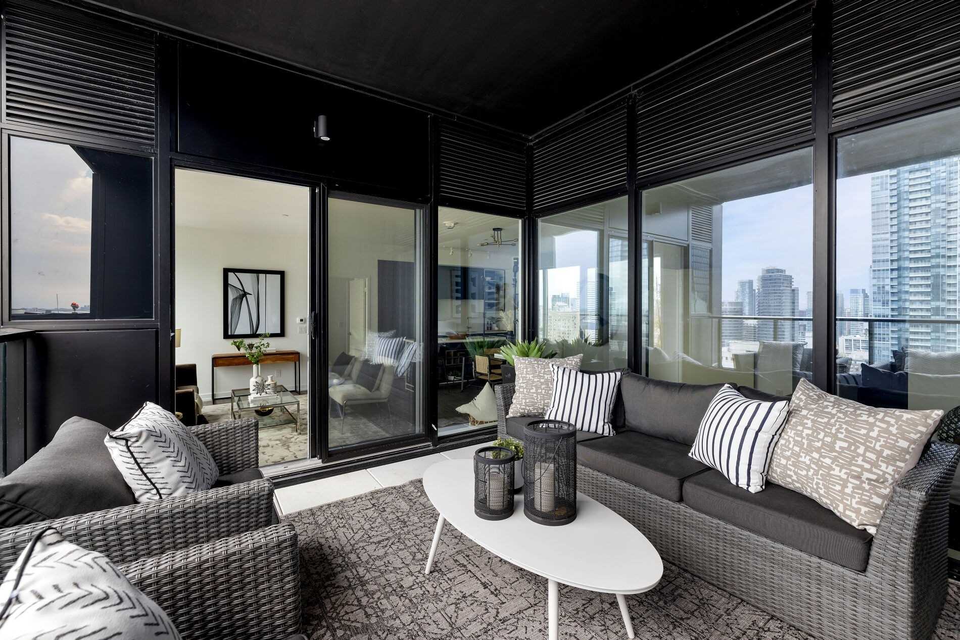 20 Edward St, #Ph4