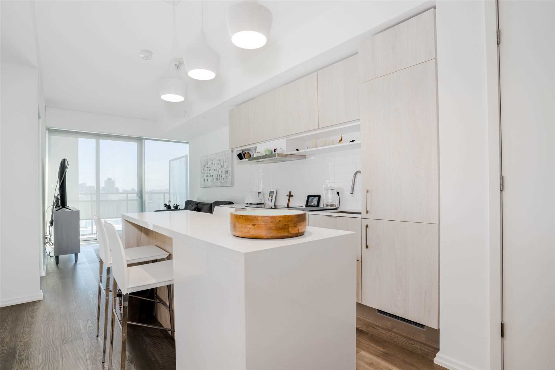 5 Soudan Ave, #1901