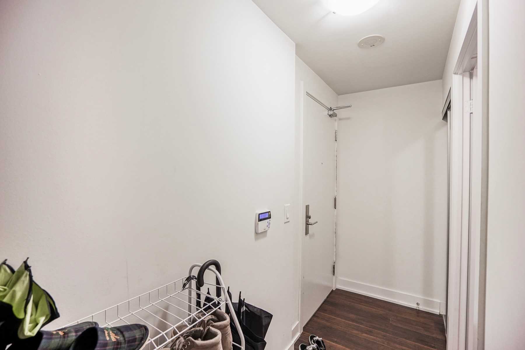 318 Richmond St, #1809