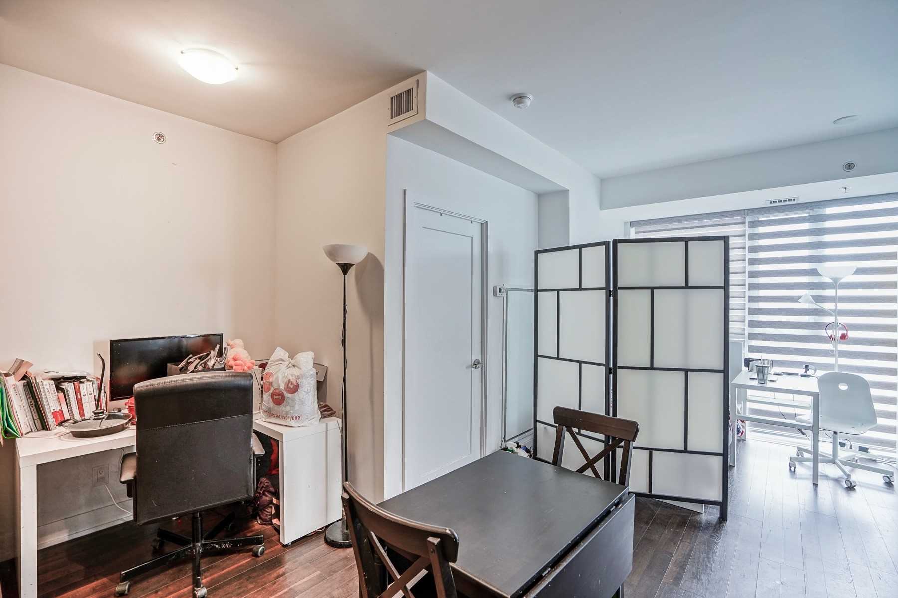 318 Richmond St, #1809
