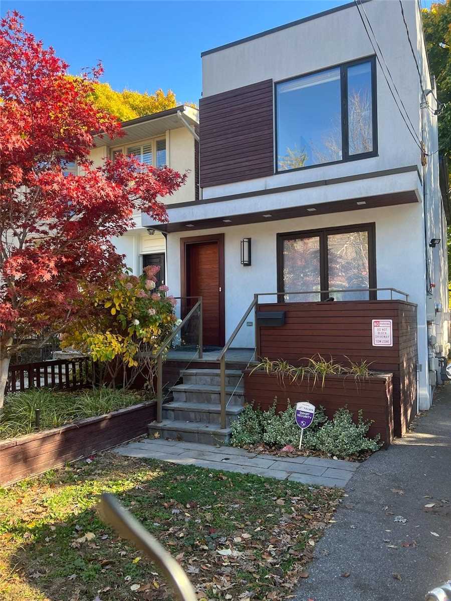 127 Orchard View Boulevard