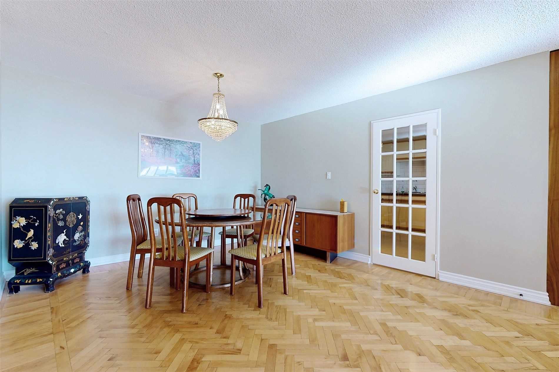 1555 Finch Avenue E, #1605